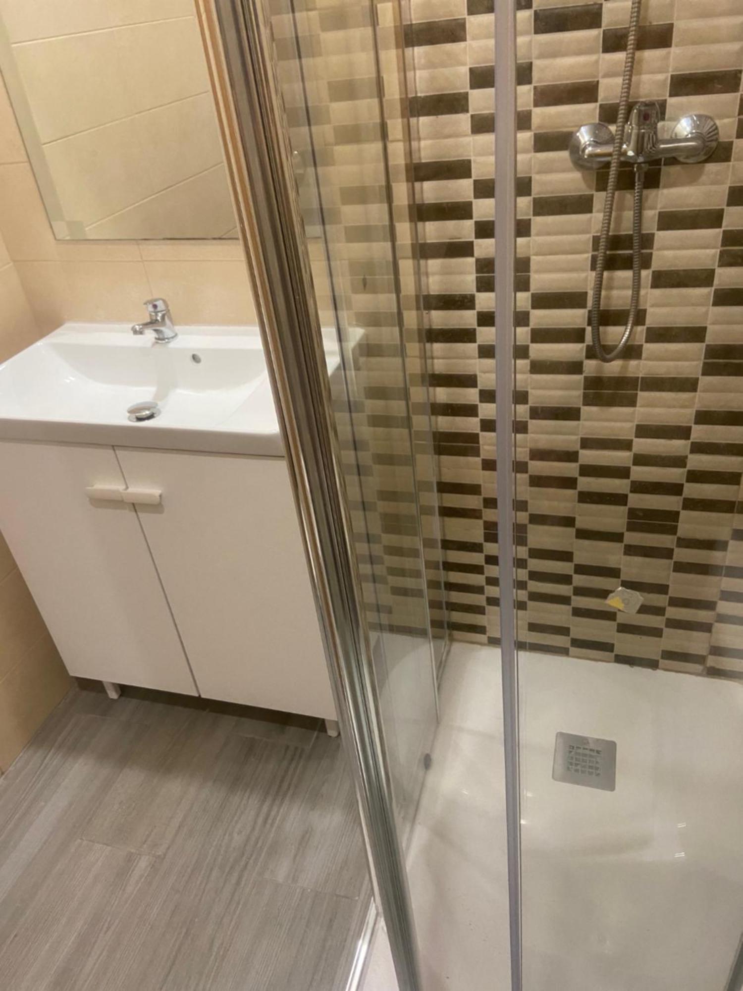 Habitaciones Familiares Con Bano Privado Lf - Sin Ascensor Zaragoza Eksteriør billede