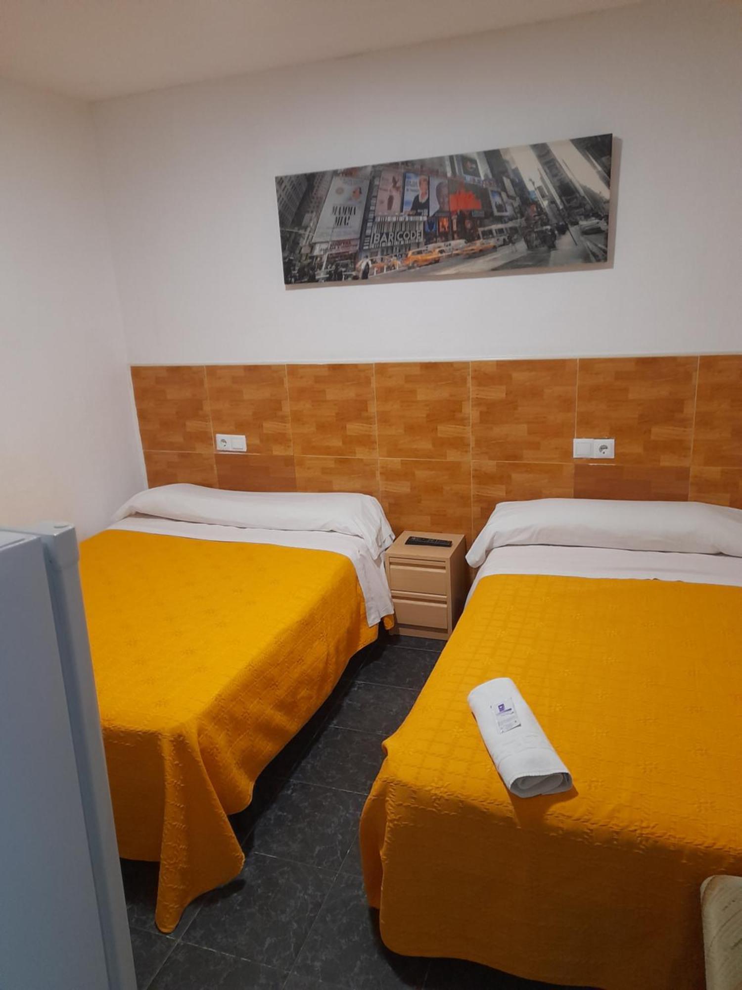 Habitaciones Familiares Con Bano Privado Lf - Sin Ascensor Zaragoza Eksteriør billede
